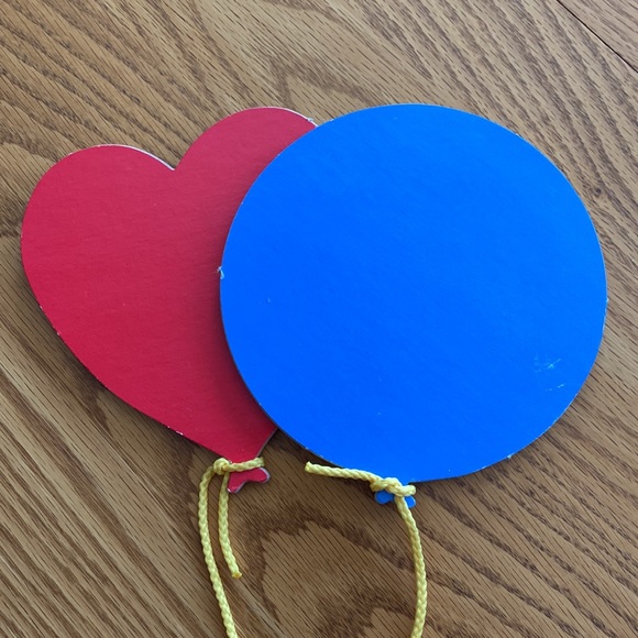 Vintage Dolly Disney Babies with Balloons Nursery Chipboard Wall Decor - Picture 10 of 16